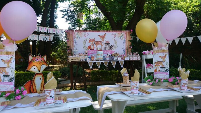 Kiddies Theme Parties offers personalized birthday party supplies and decor for sale.