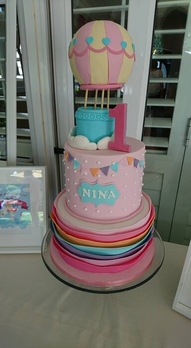 Kiddies Theme Parties offers personalized birthday party supplies and decor for sale.