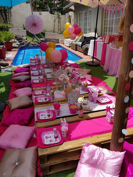 County Picnic or Vintage Pallet Setup Decor Gauteng